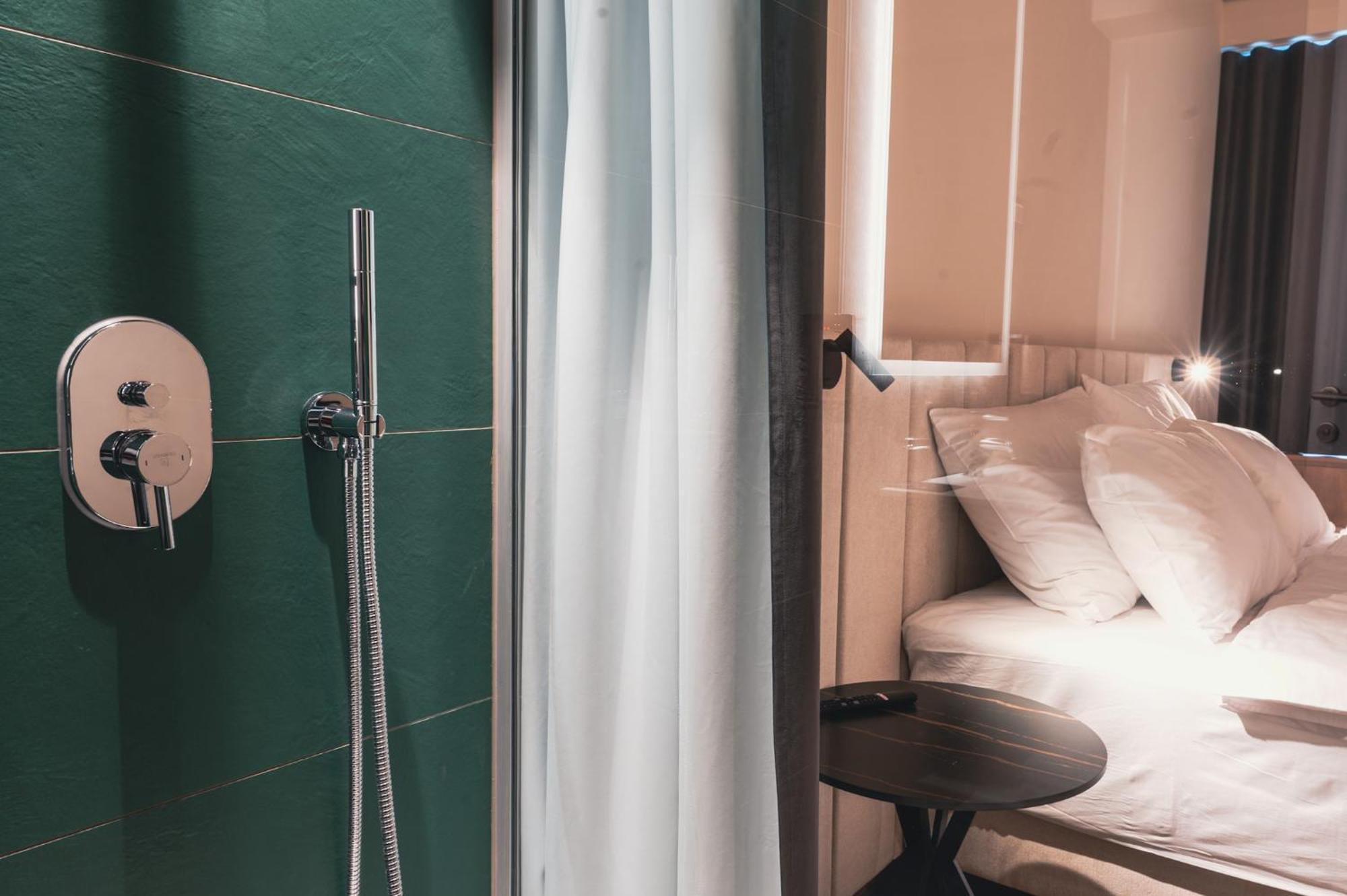 Hotel Lonca Škofja Loka Extérieur photo